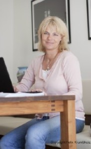 Nele Neuhausová